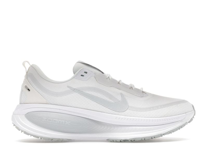 ナイキ　ズーム ボメロ 18 GORE-TEX　27cm Nike Vomero 18 GORE-TEX Men's Waterproof Road Running Shoes with