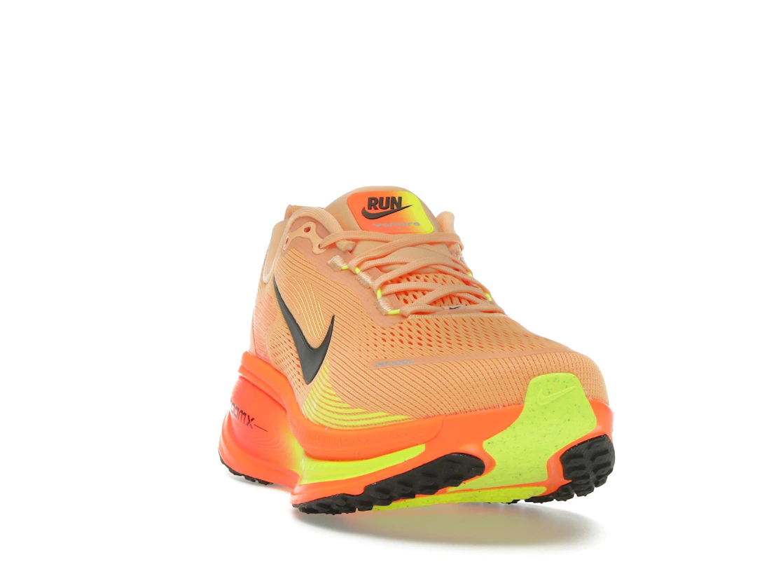 Nike Vomero 18 Orange Chalk Black Volt