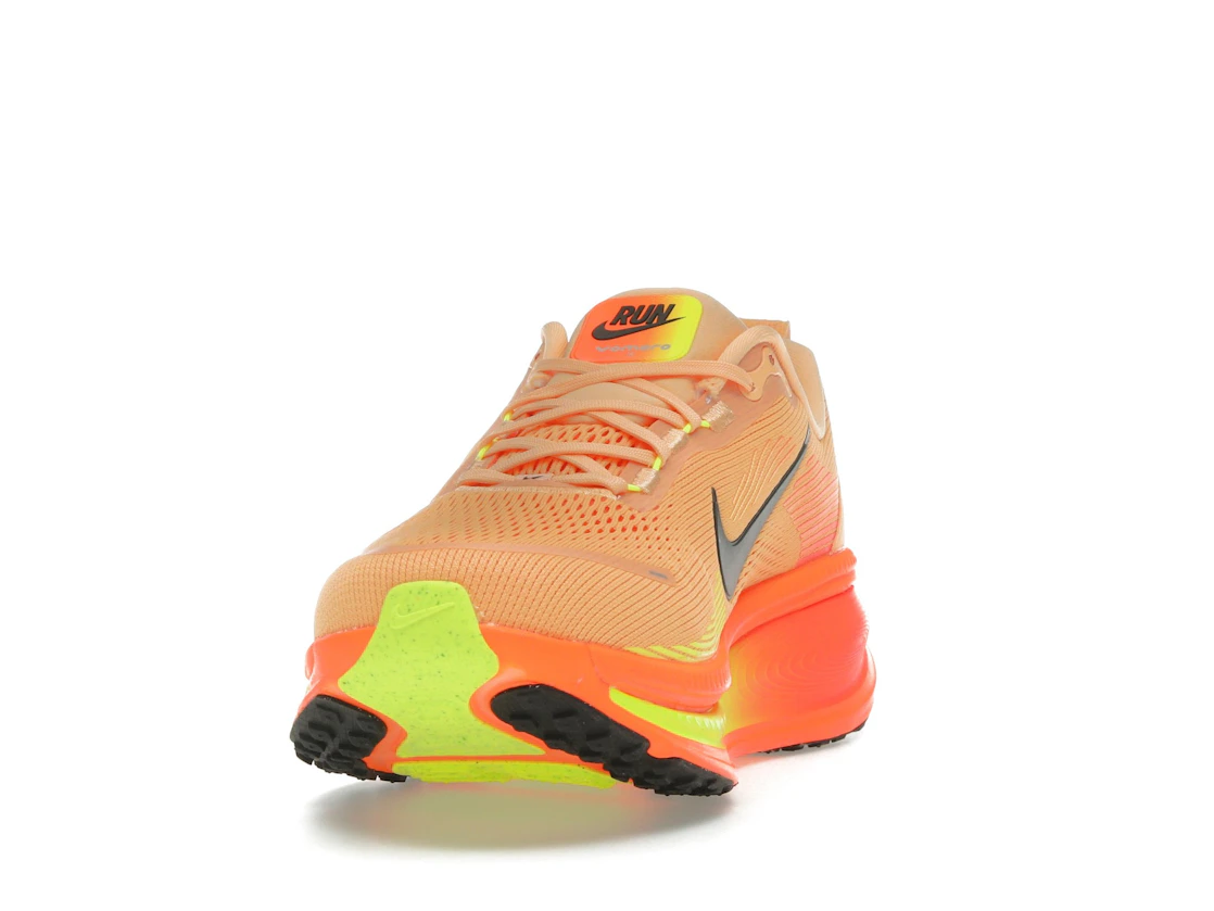 Nike Vomero 18 Orange Chalk Black Volt