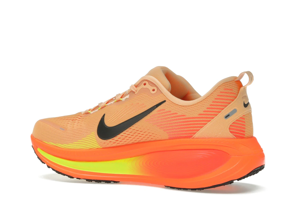 Nike Vomero 18 Orange Chalk Black Volt