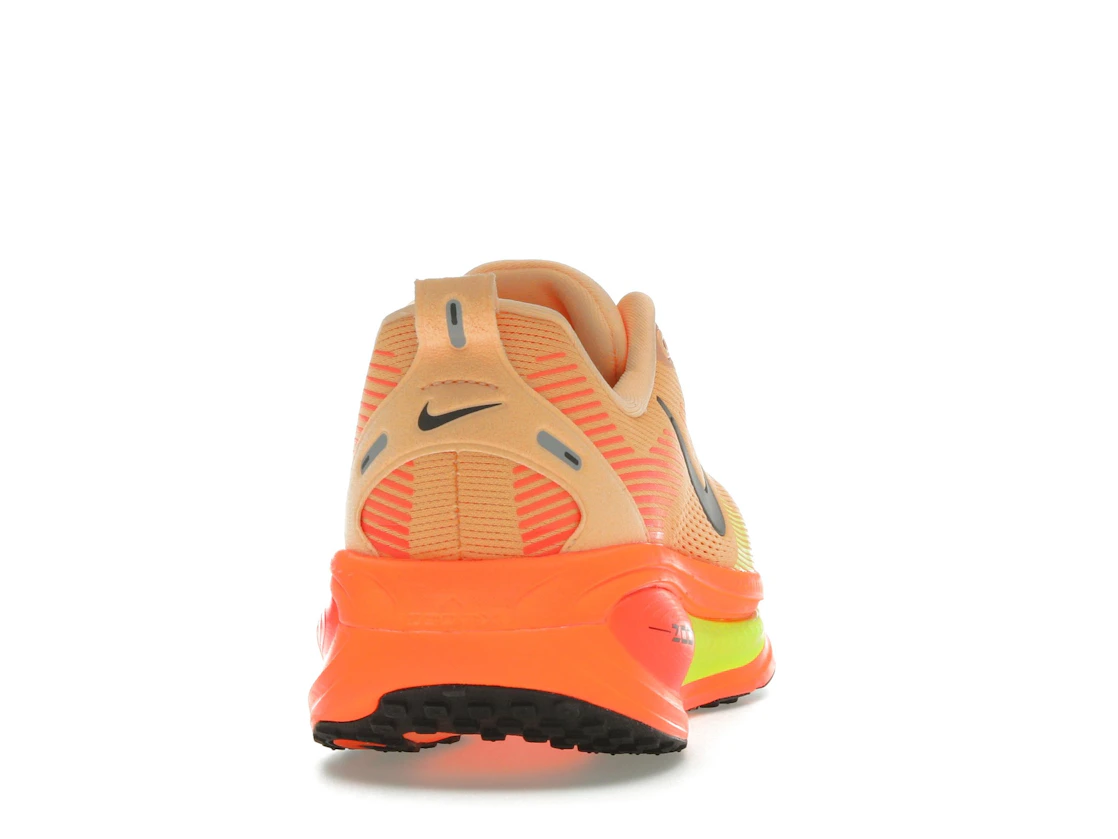 Nike Vomero 18 Orange Chalk Black Volt