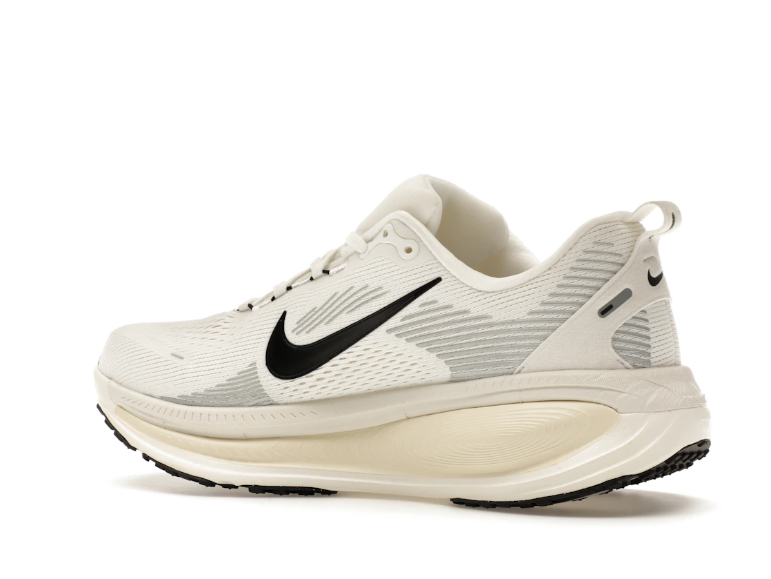 Nike Vomero 18 Summit White Coconut Milk