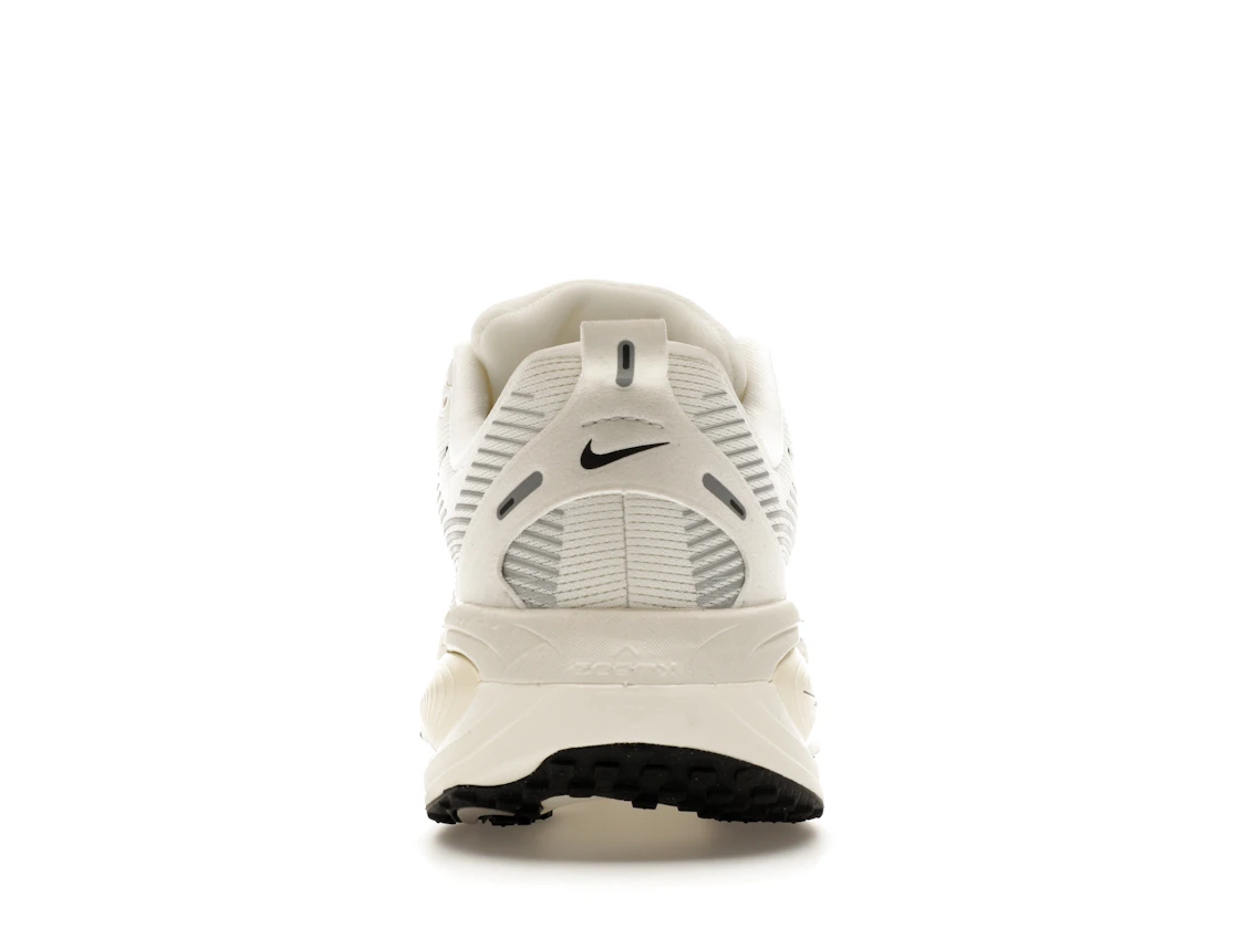 Nike Vomero 18 Summit White Coconut Milk