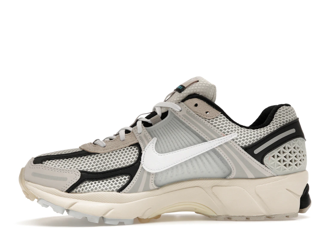 Nike Zoom Vomero 5 Supersonic Light Bone Black
