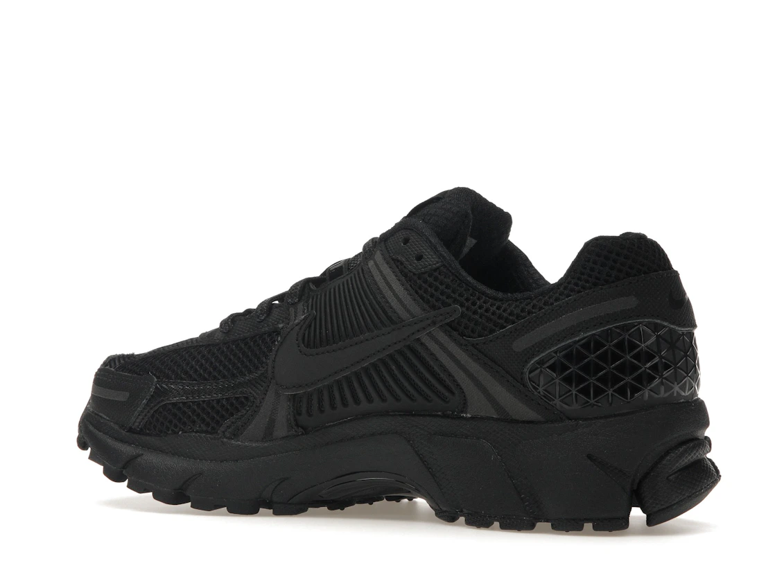 Nike Zoom Vomero 5 Triple Black