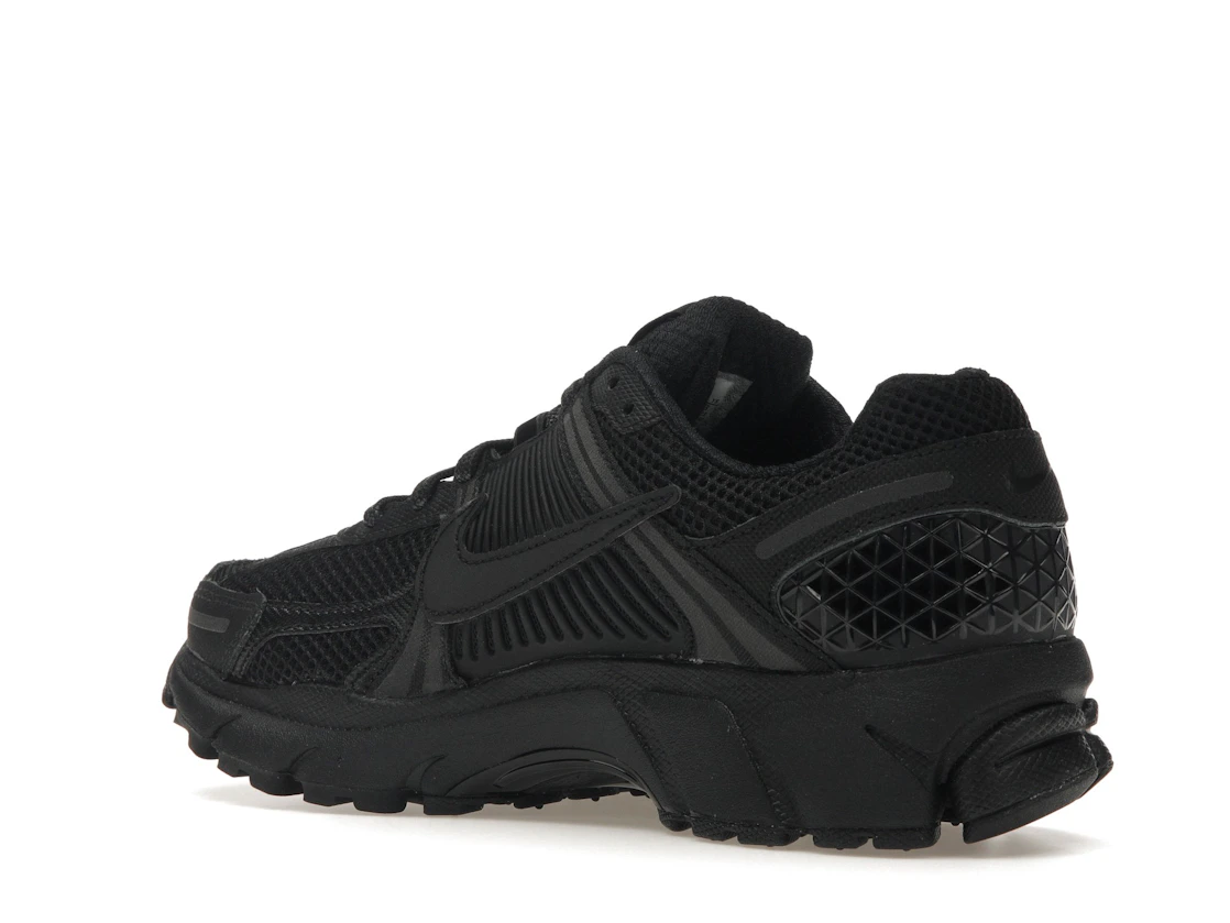 Nike Zoom Vomero 5 Triple Black
