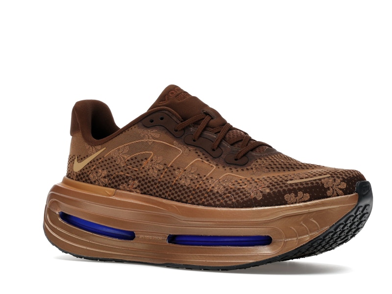 Nike Vomero Premium Flat Stout (Women's)