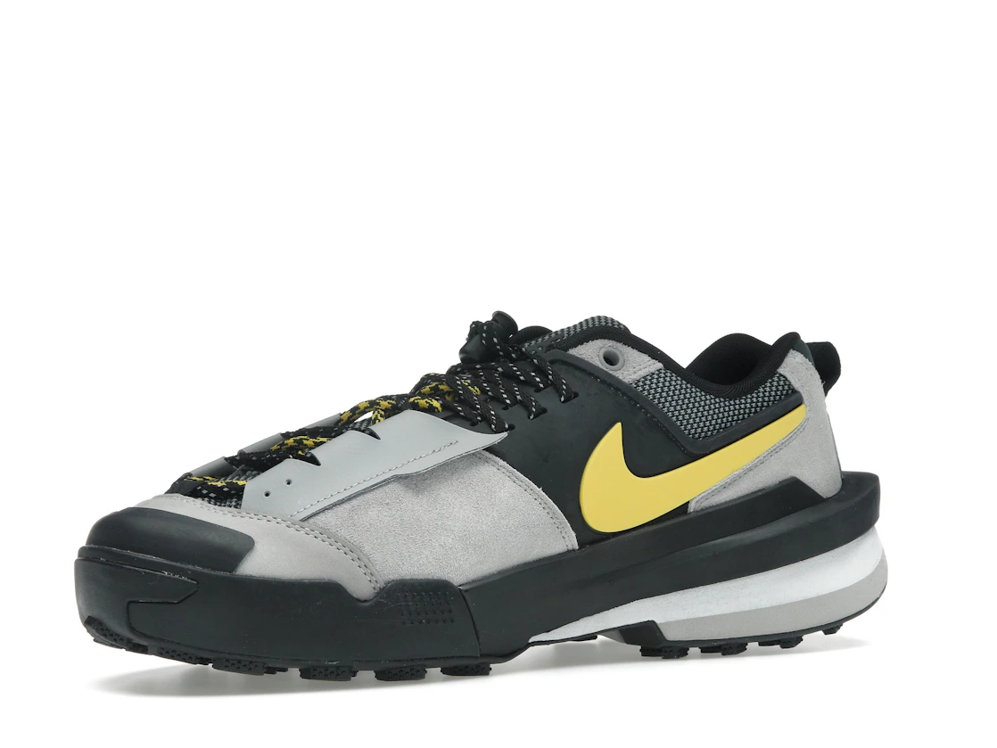 Nike Zegamadome SP sacai Matte Silver Yellow