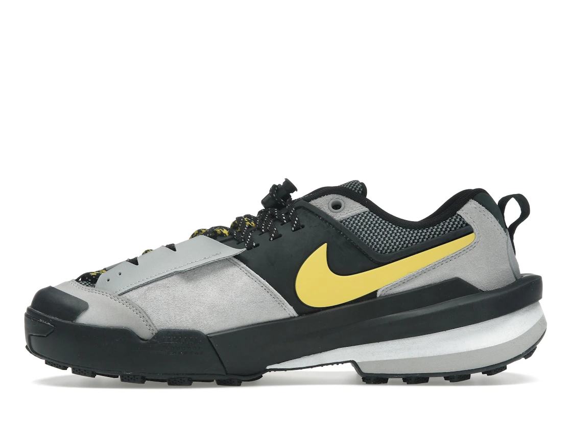 Nike Zegamadome SP sacai Matte Silver Yellow