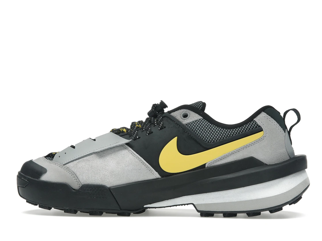 Nike Zegamadome SP sacai Matte Silver Yellow