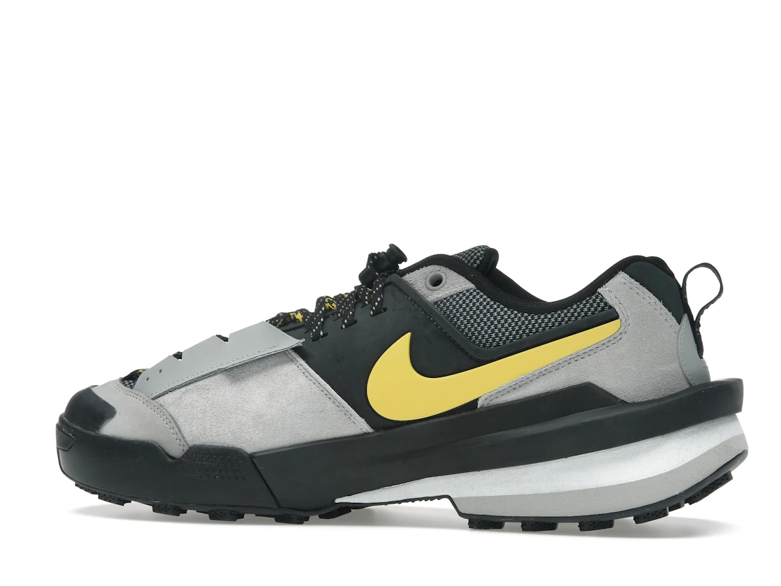 Nike Zegamadome SP sacai Matte Silver Yellow