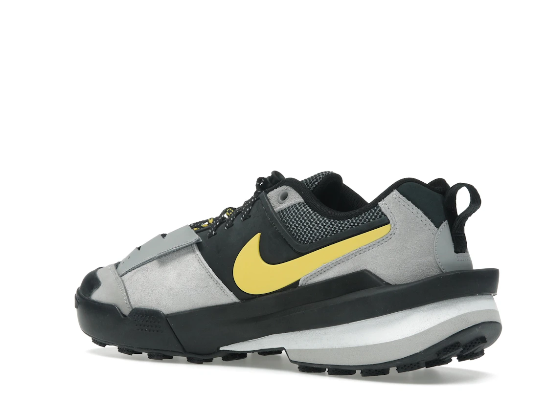 Nike Zegamadome SP sacai Matte Silver Yellow