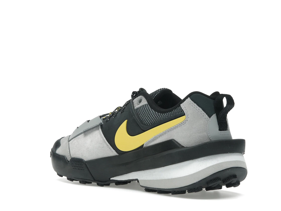 Nike Zegamadome SP sacai Matte Silver Yellow