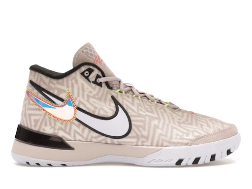 Nike Zoom LeBron NXXT Genisus Platinum Violet 0