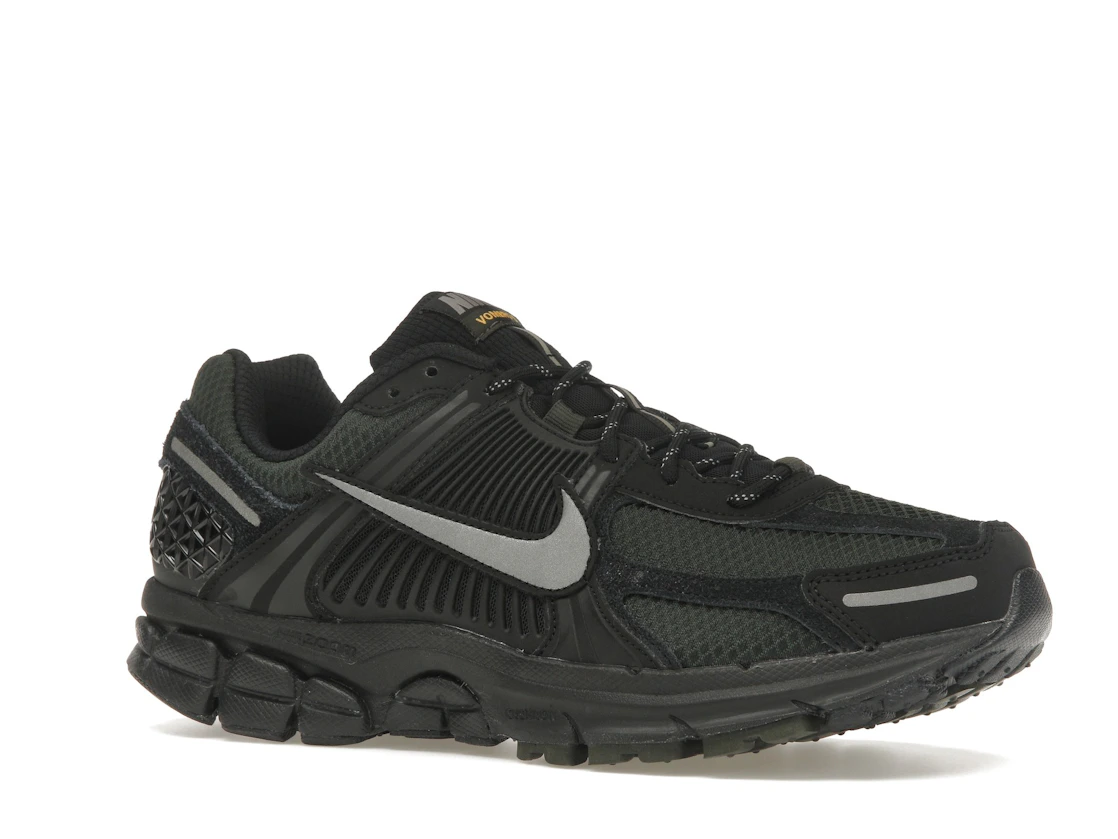 Nike Zoom Vomero 5 Black Sequoia