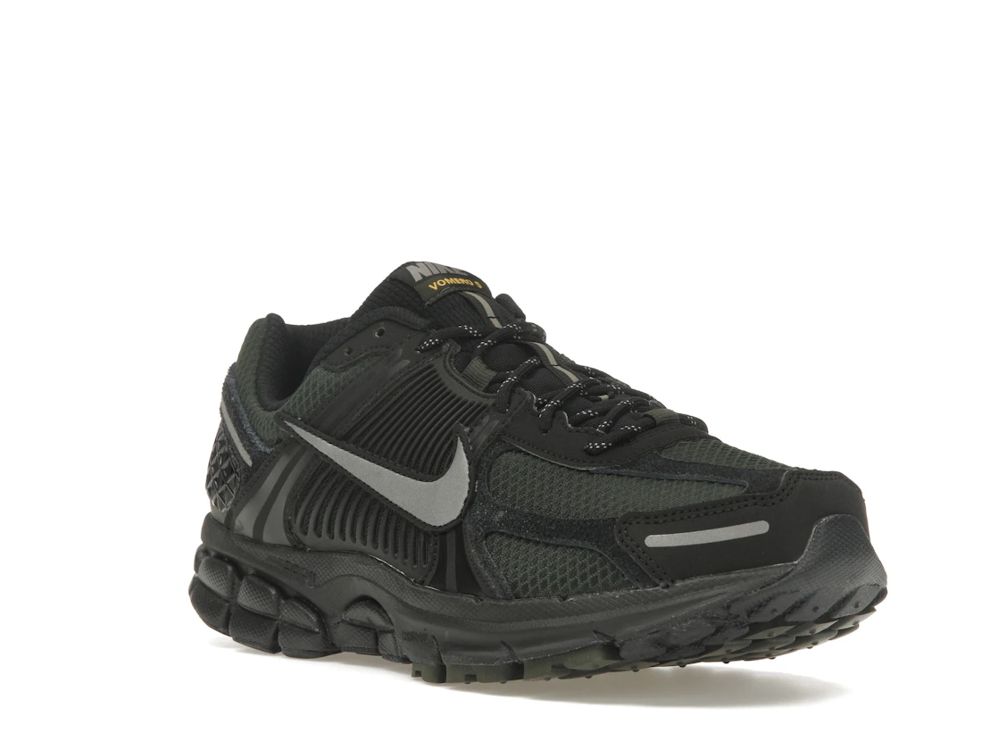 Nike Zoom Vomero 5 Black Sequoia