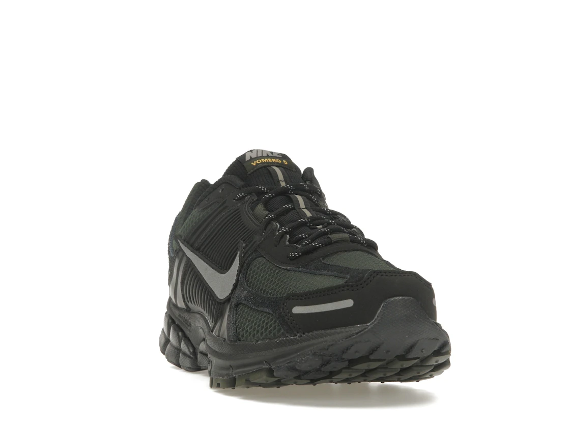 Nike Zoom Vomero 5 Black Sequoia
