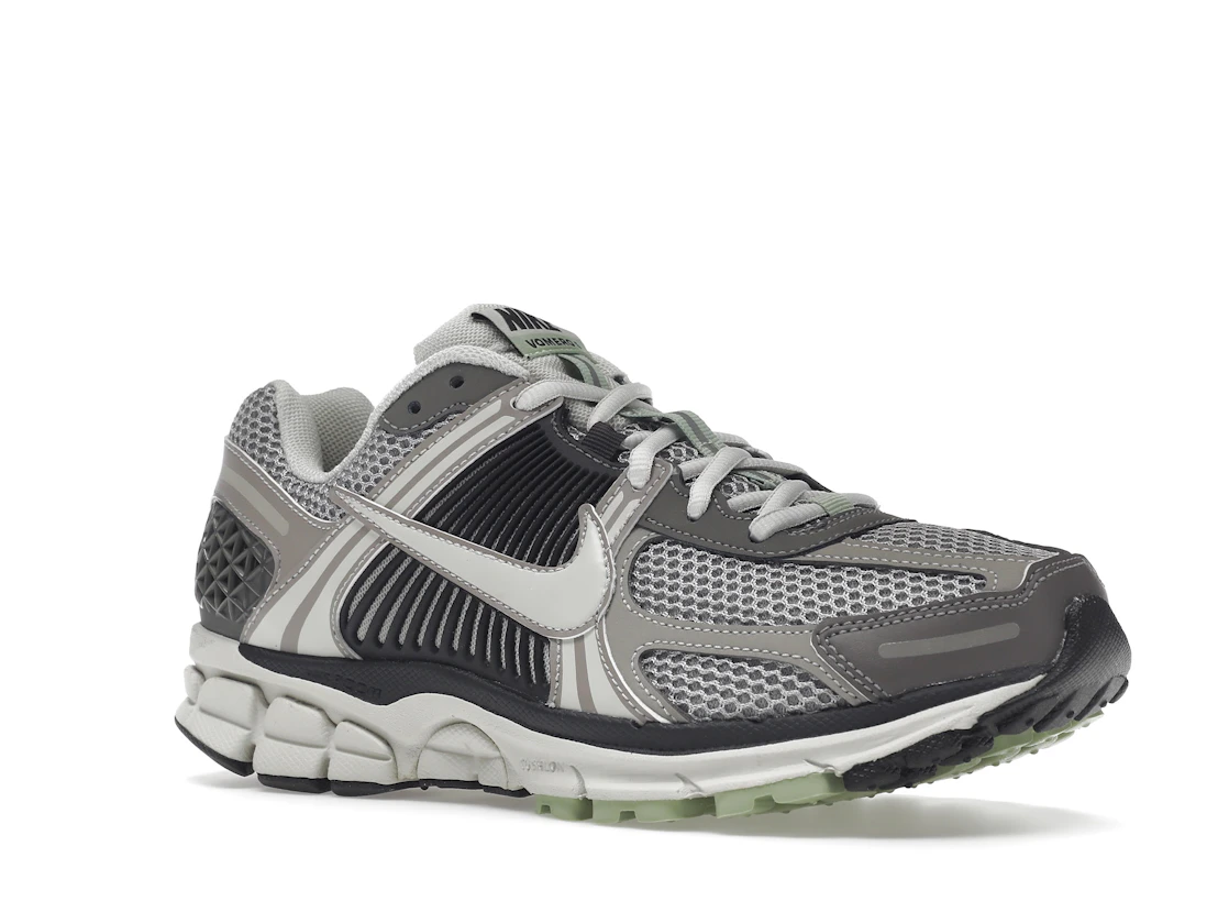 Nike Zoom Vomero 5 Cobblestone Flat Pewter (Women's)
