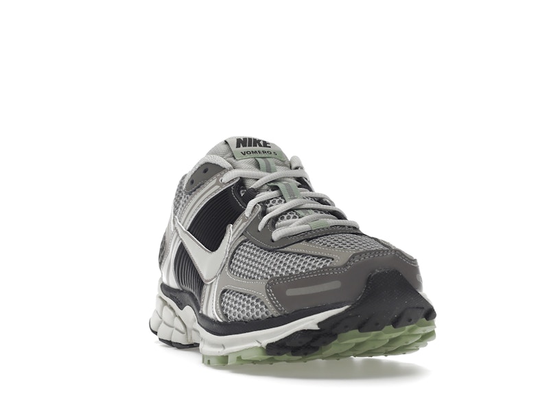 Nike Zoom Vomero 5 Cobblestone Flat Pewter (Women's)