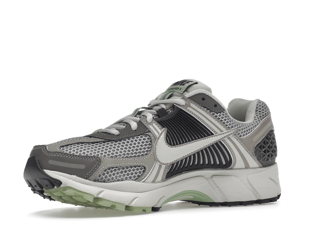 Nike Zoom Vomero 5 Cobblestone Flat Pewter (Women's)
