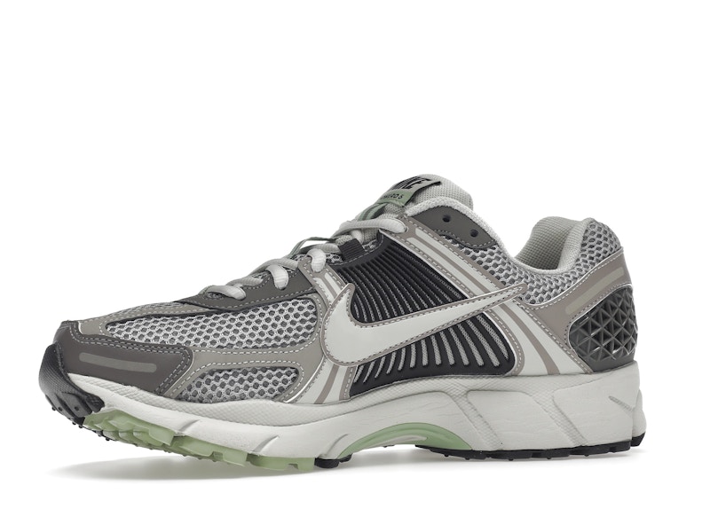 Nike Zoom Vomero 5 Cobblestone Flat Pewter (Women's)