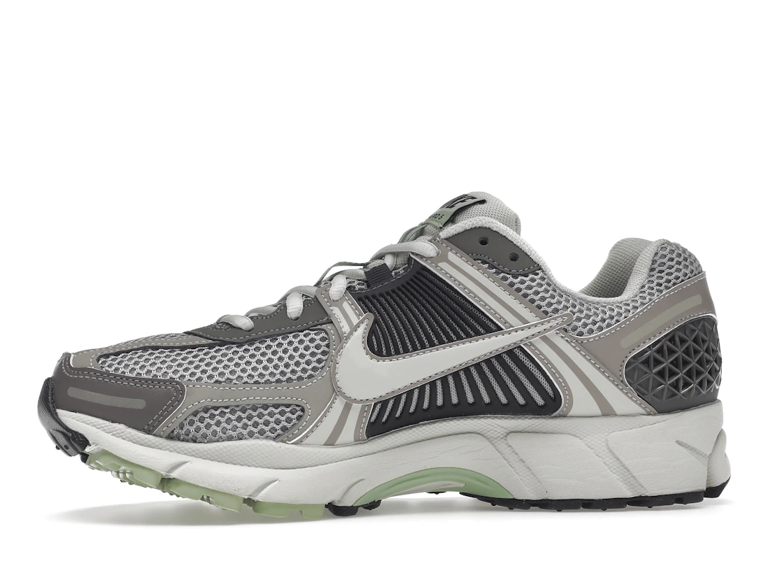 Nike Zoom Vomero 5 Cobblestone Flat Pewter (Women's)
