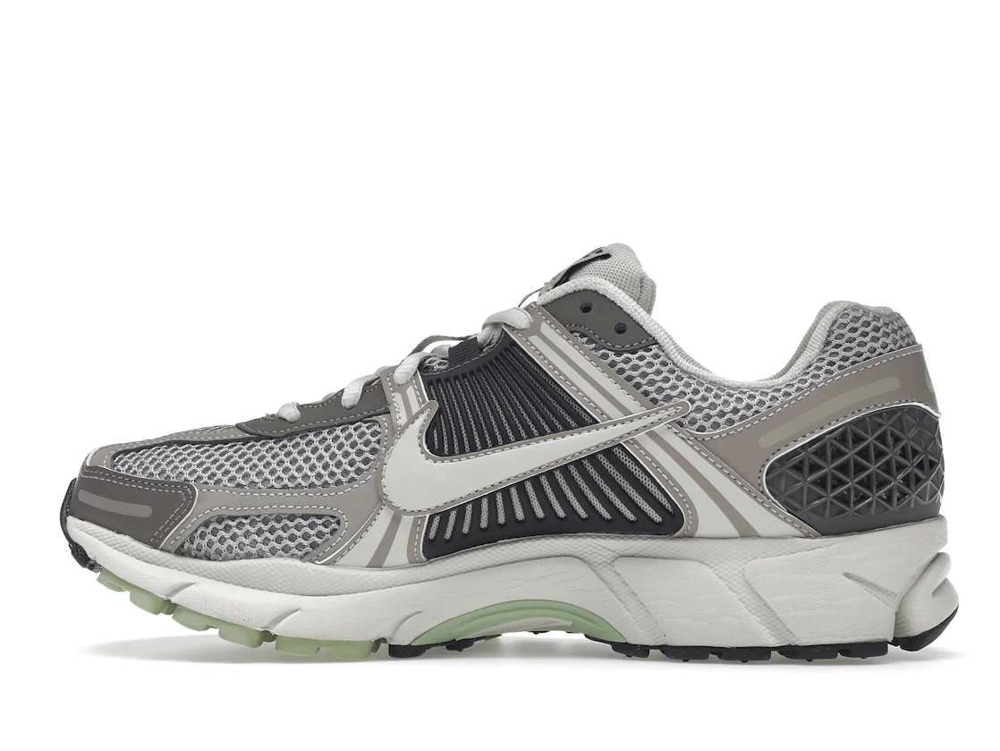 Nike Zoom Vomero 5 Cobblestone Flat Pewter (Women's)
