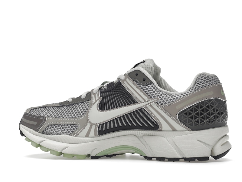 Nike Zoom Vomero 5 Cobblestone Flat Pewter (Women's)