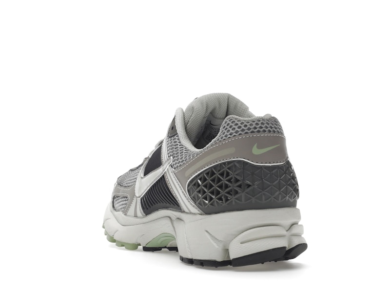 Nike Zoom Vomero 5 Cobblestone Flat Pewter (Women's)