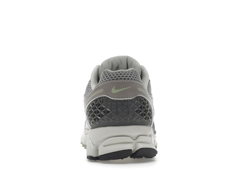 Nike Zoom Vomero 5 Cobblestone Flat Pewter (Women's)