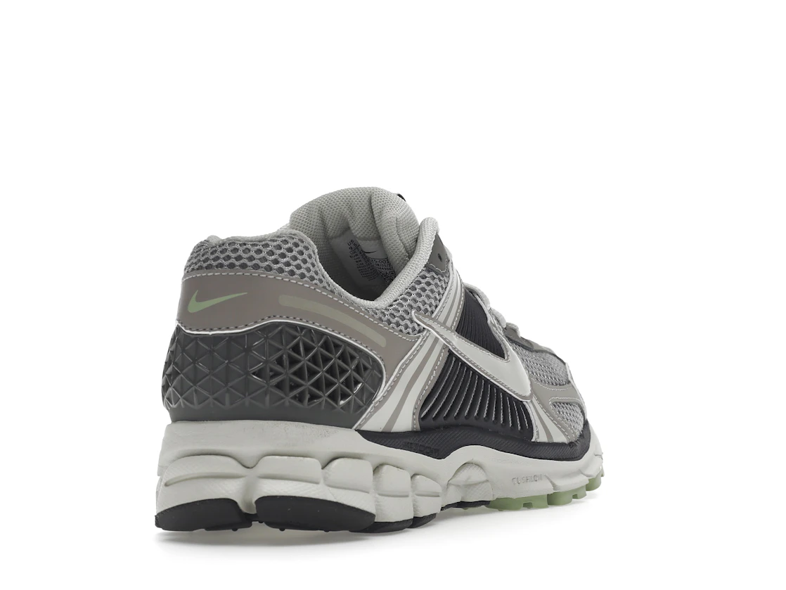 Nike Zoom Vomero 5 Cobblestone Flat Pewter (Women's)