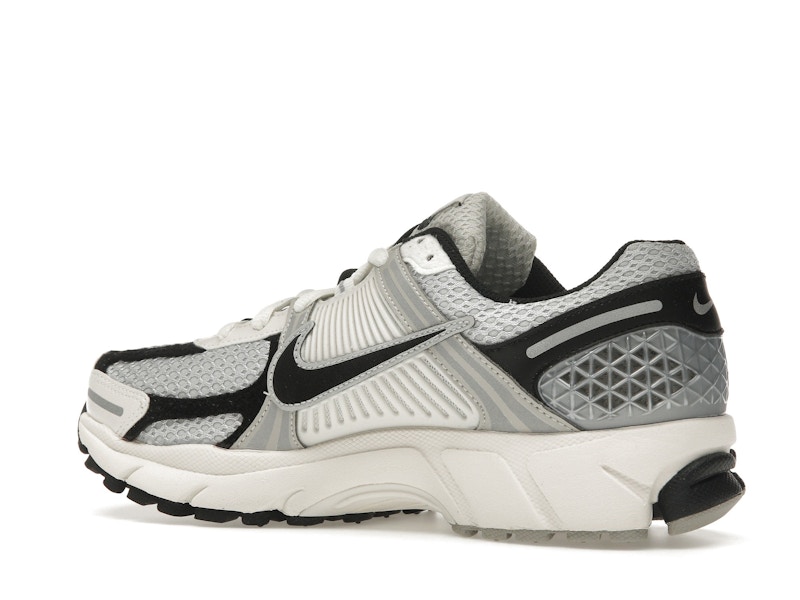 Nike Zoom Vomero 5 Photon Dust Black (Women's)