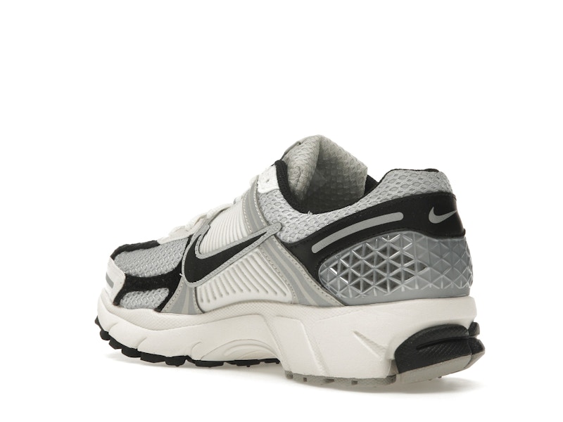 Nike Zoom Vomero 5 Photon Dust Black (Women's)