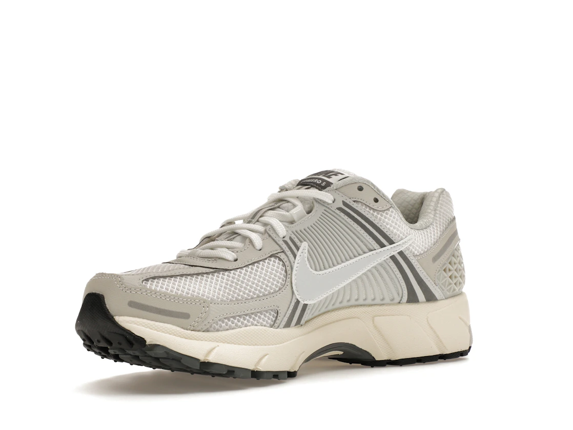 Nike Zoom Vomero 5 Platinum Tint