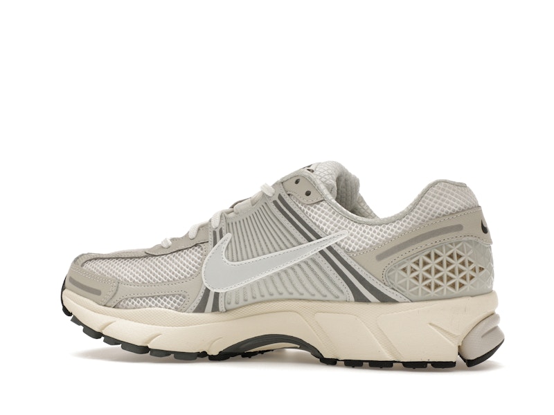 Nike Zoom Vomero 5 Platinum Tint