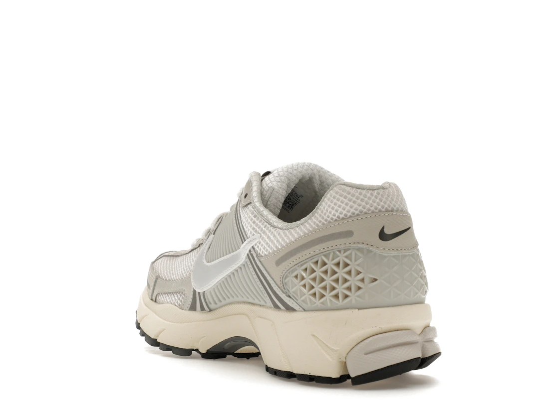 Nike Zoom Vomero 5 Platinum Tint