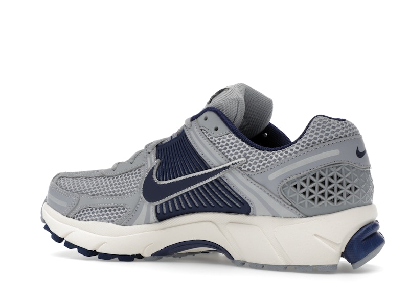 Nike Zoom Vomero 5 Yankees