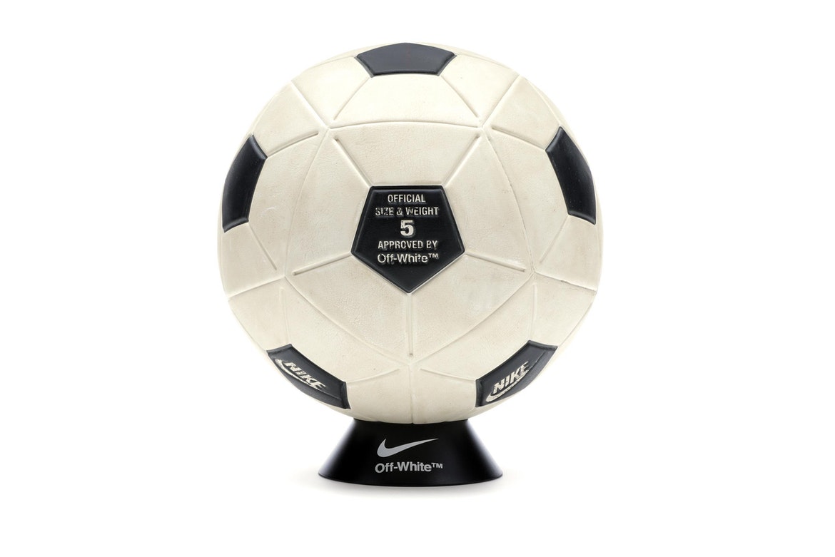 Nikelab × Off-White サッカー ボール