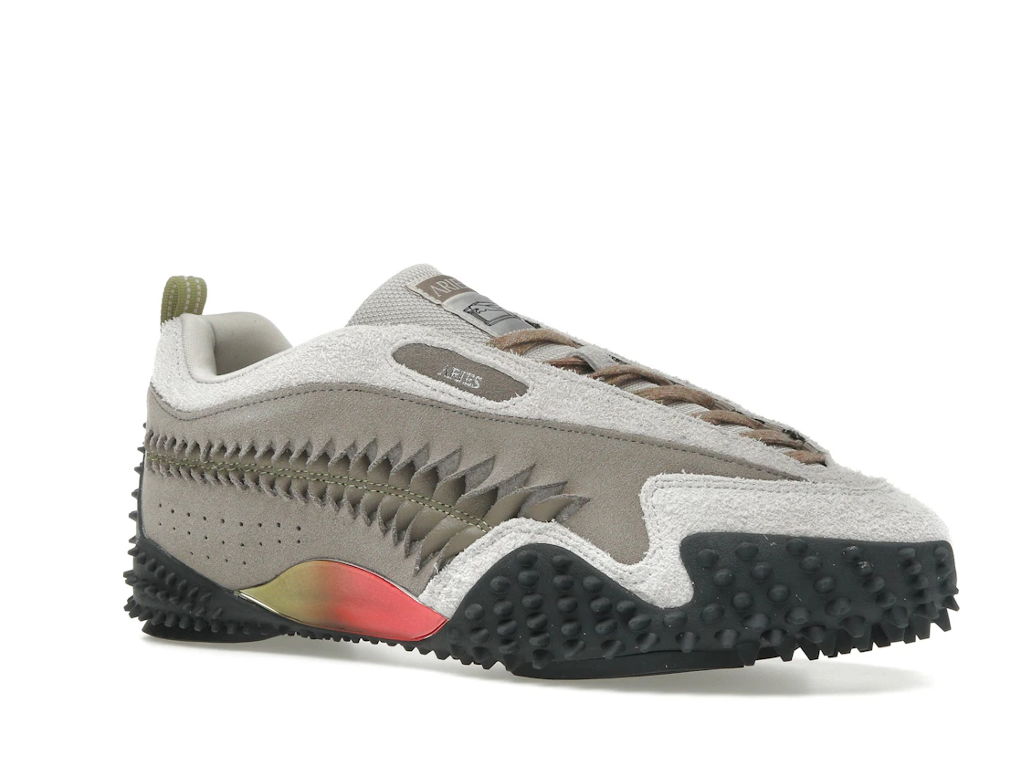 Puma Mostro Aries Tan