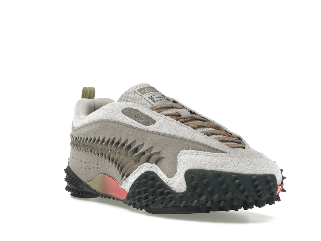 Puma Mostro Aries Tan