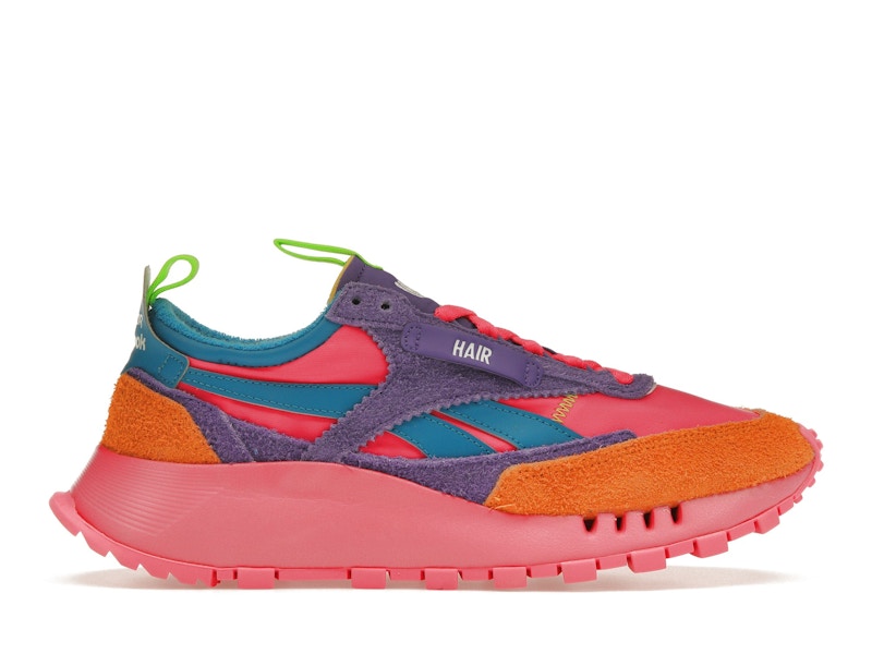 Reebok classic legacy trainers in off white hotsell