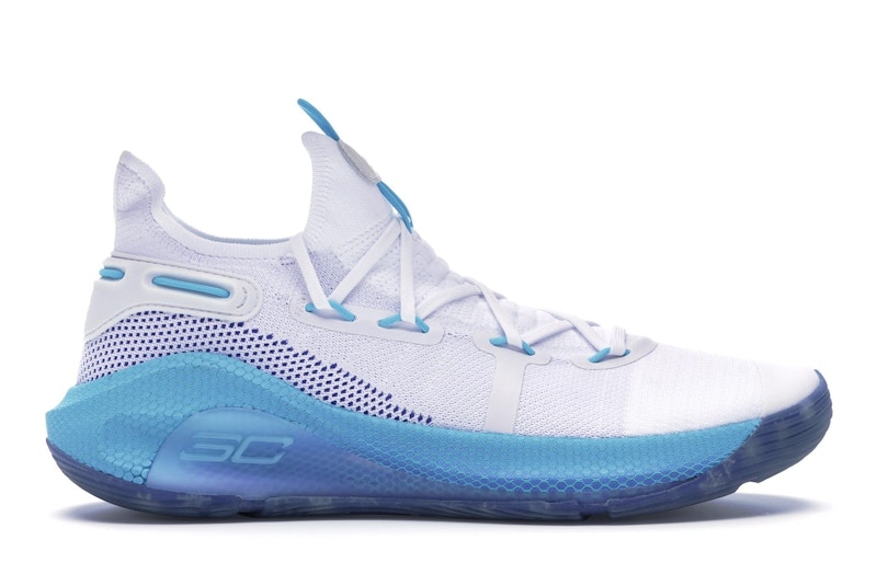 Curry 5 on sale christmas