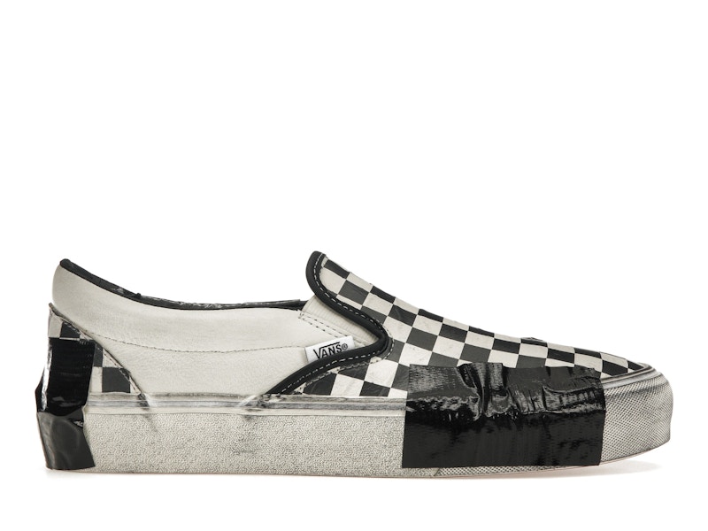 Vans with wedge clearance