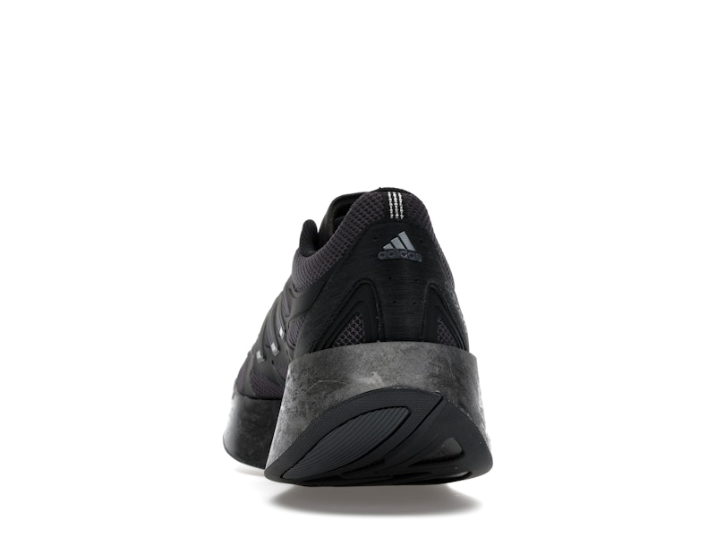 adidas Adizero Aruku Core Black Carbon