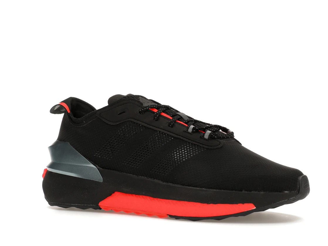 adidas Avryn Core Black Solar Red