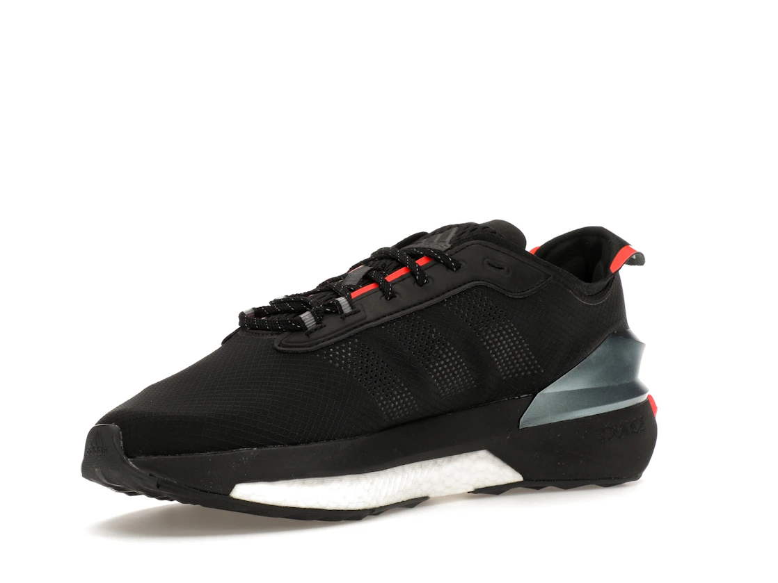 adidas Avryn Core Black Solar Red