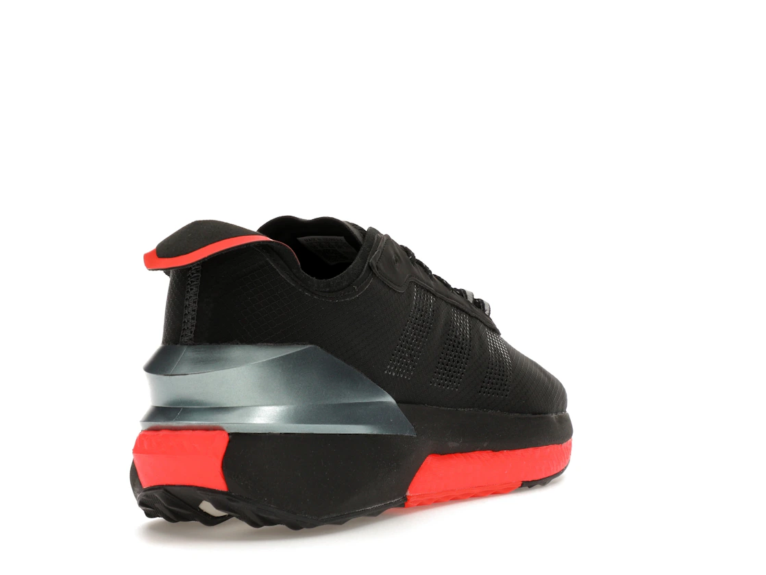 adidas Avryn Core Black Solar Red