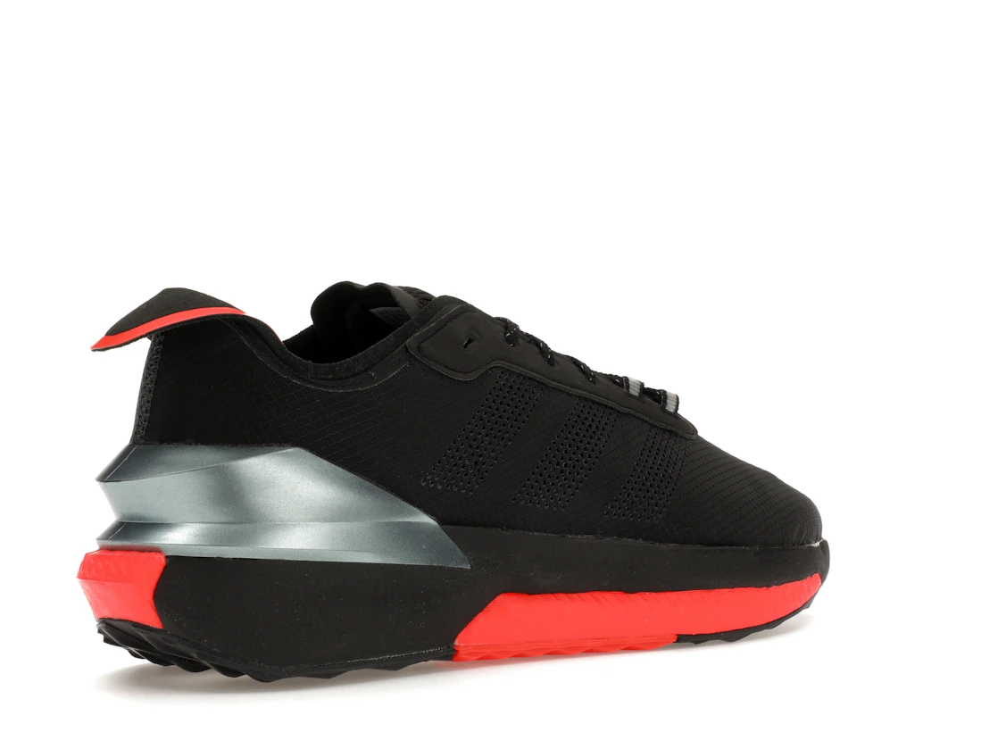 adidas Avryn Core Black Solar Red