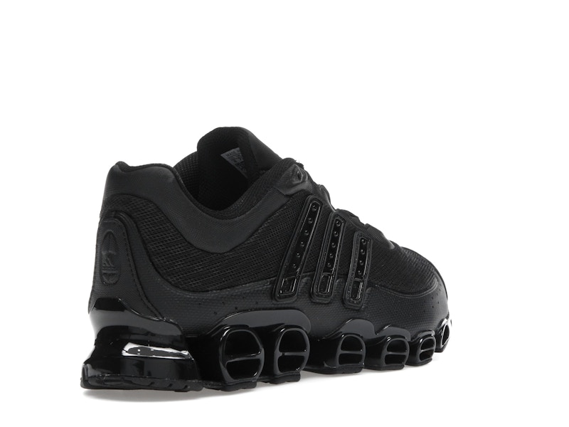 adidas Megaride Core Black Carbon