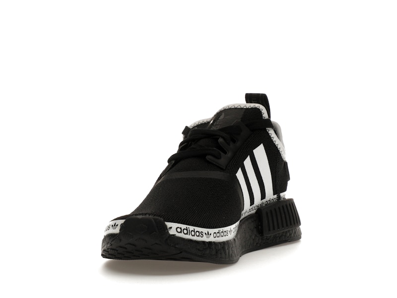 adidas NMD R1 Oreo - 360° view 12